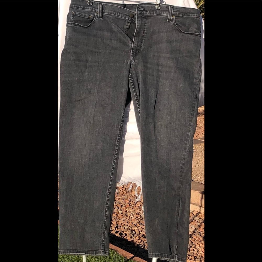 LLBean size 42x30 Standard Fit jeans